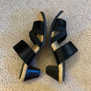 Trotters Maxine Heeled Sandals